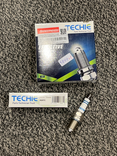 شمع 8+/ تک پلاتین پایه کوتاه تچی TECHIE تحت لیسانس NGK ژاپن دست 4 عددی