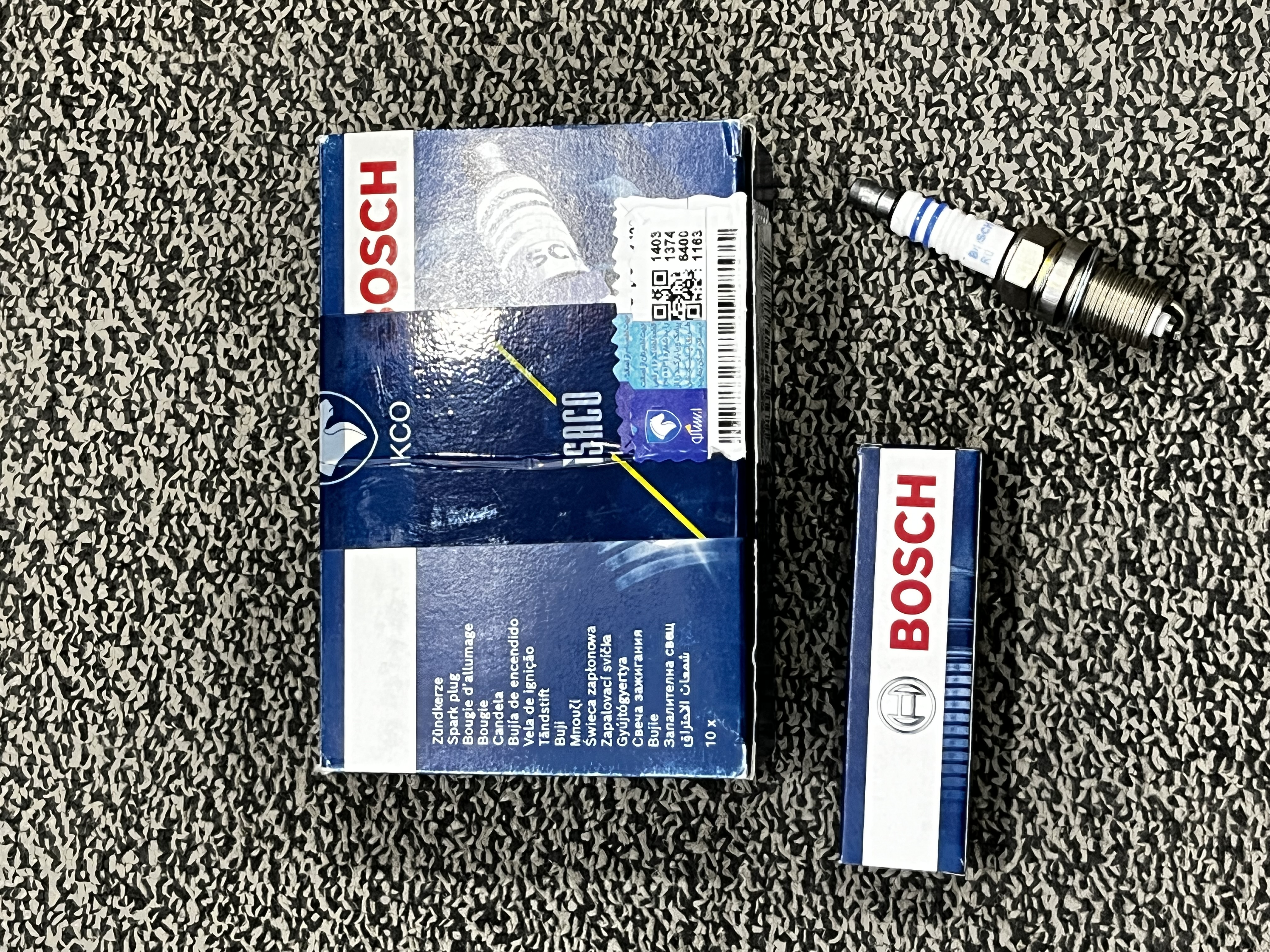شمع 8+/ تک پلاتین پایه کوتاه بوش BOSCH لیبل ایساکو دست 4 عددی